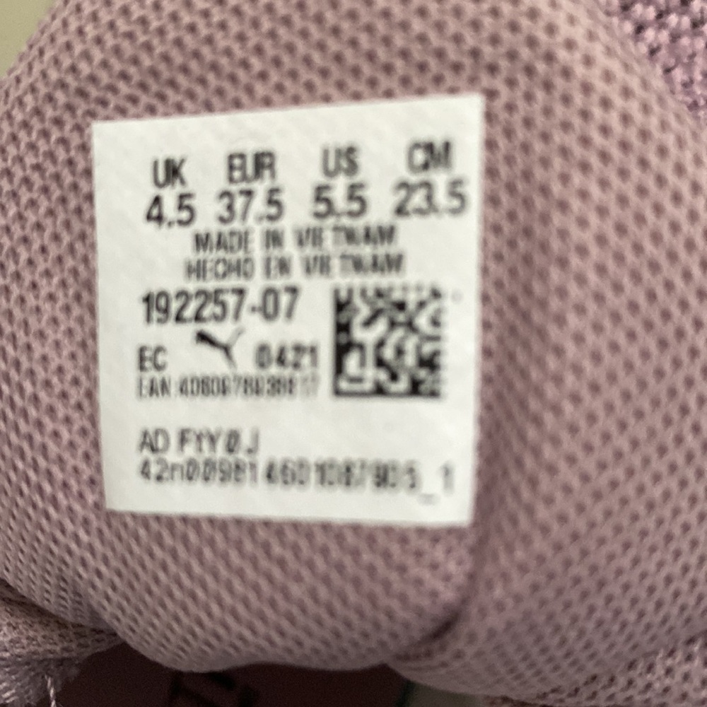 Puma Sneakers - Picture 4 of 4